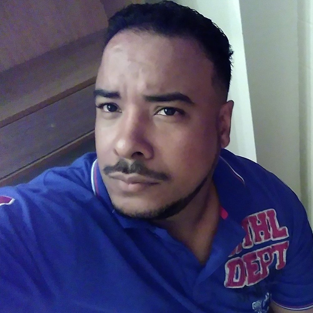 Meet your Posher, Manuel